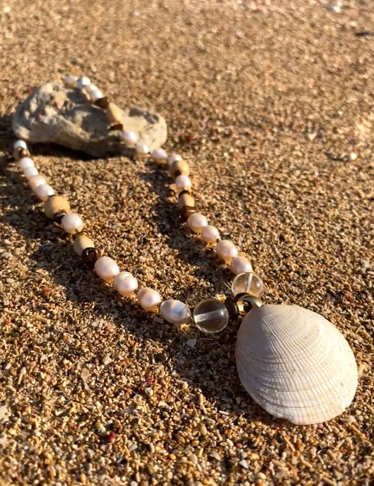 Pearl Seashell necklace